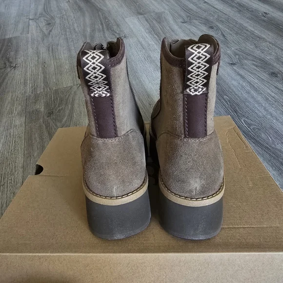 UGG Cityfunc Zip Boot